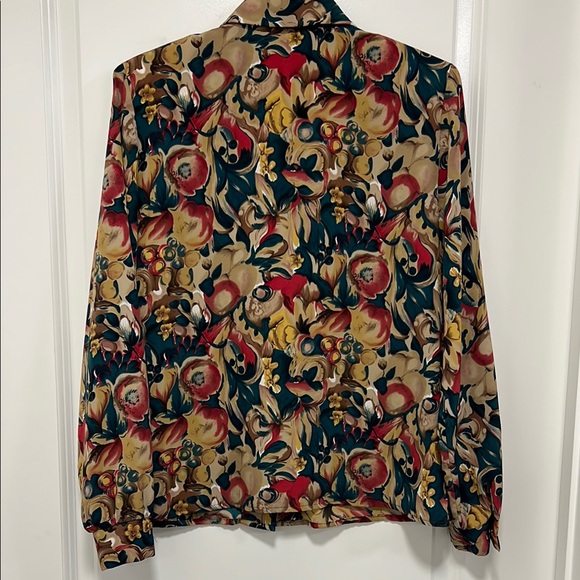 Floral Patterned Button-Up Shirt - Picture 5 of 5